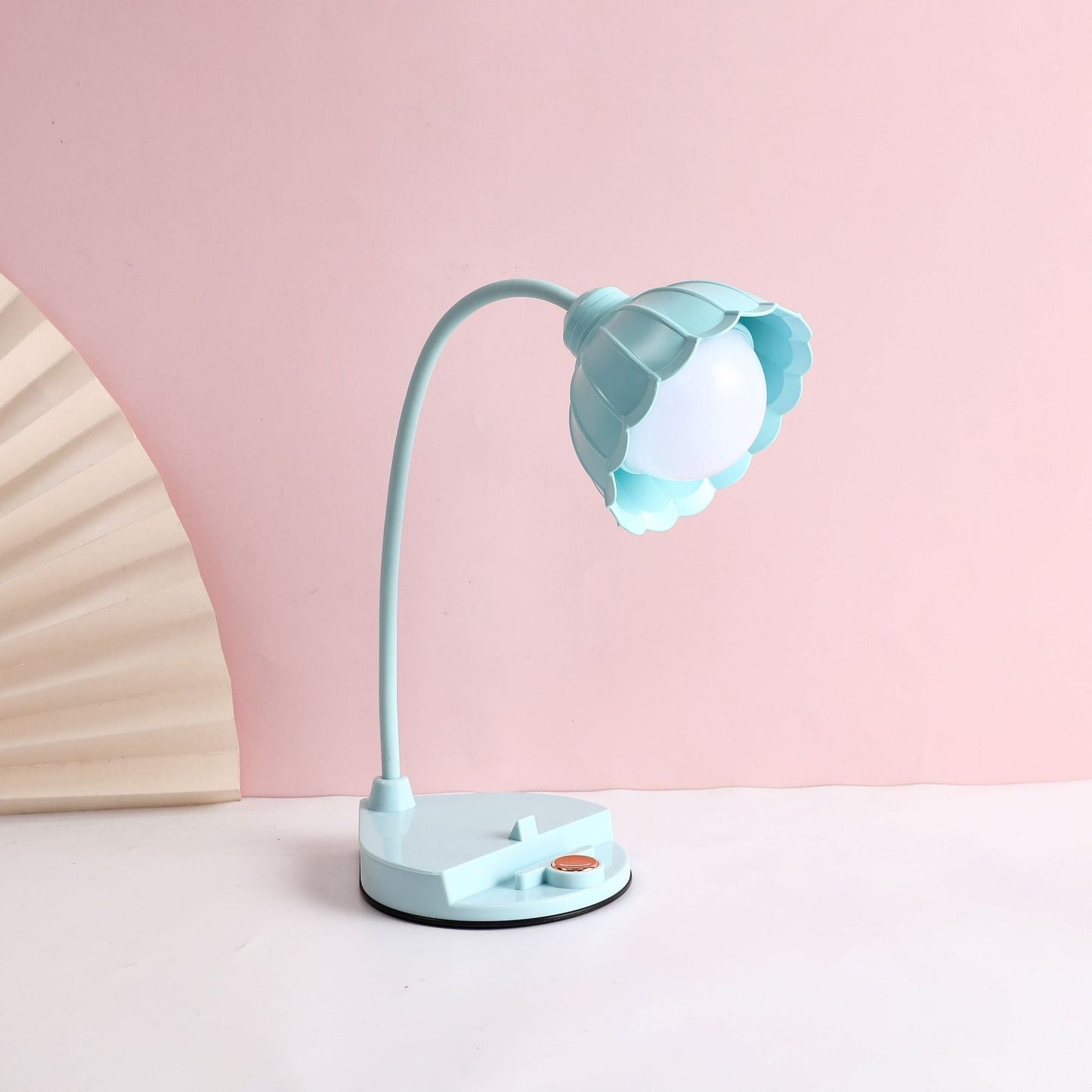 Oplaadbare LED-tafellamp – Touch Sensor-bloemontwerp met ABS & PP