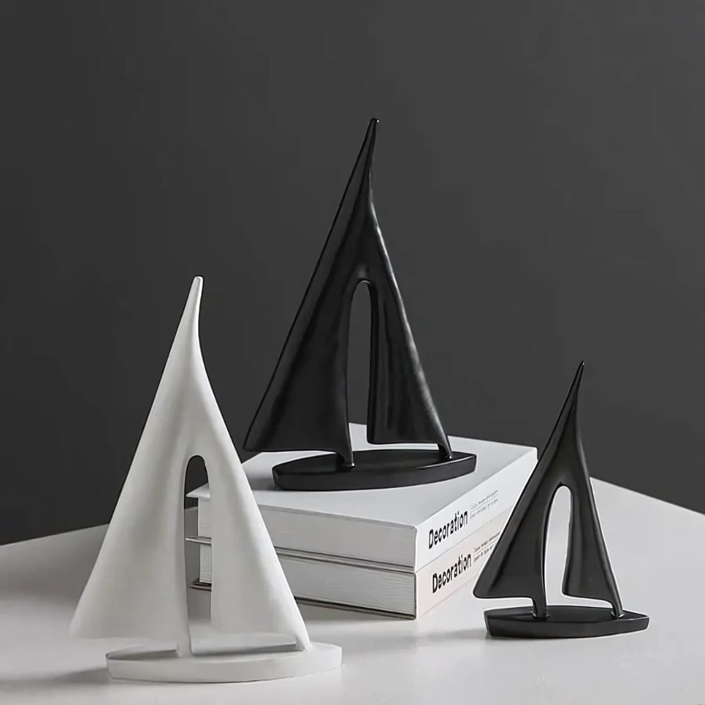 Strakke nautische zeilbootdecoratie – moderne elegantie in ontwerp