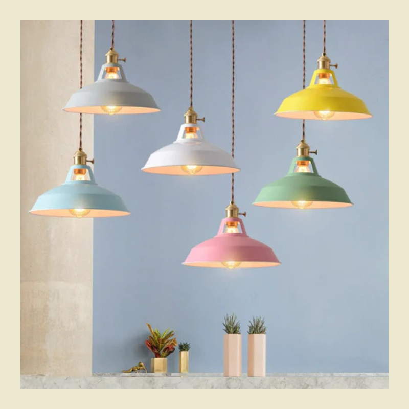 Pastelkleurige metalen hanglamp - vintage-geïnspireerde hanglamp