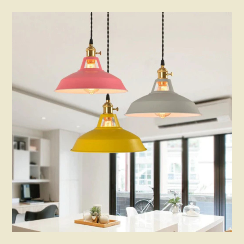 Pastelkleurige metalen hanglamp - vintage-geïnspireerde hanglamp