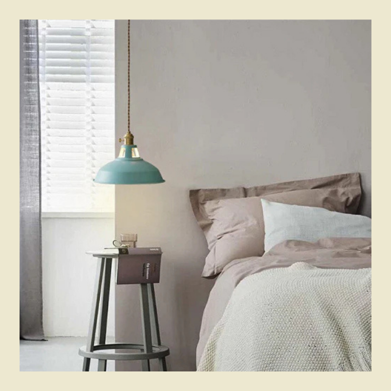 Pastelkleurige metalen hanglamp - vintage-geïnspireerde hanglamp